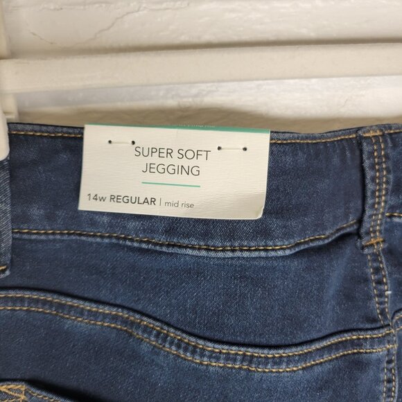 M Jeans By Maurices Women's Size 14W Jeans Super Soft Jegging Flannel Cuff - Picture 4 of 8